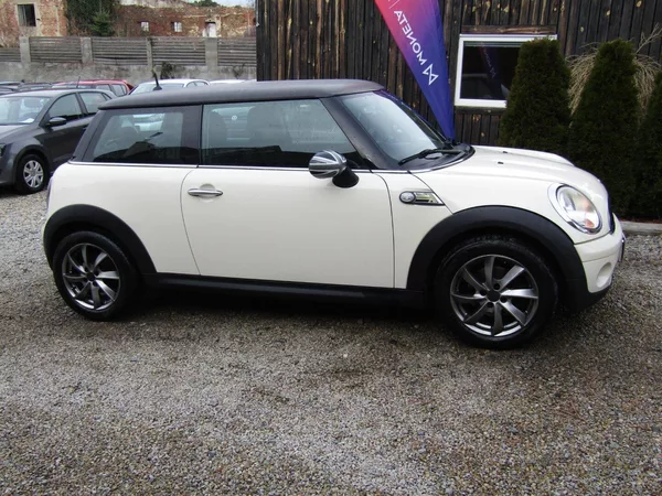Mini One 1.4 16v 55kW NOVÁ SPOJKA - foto 8