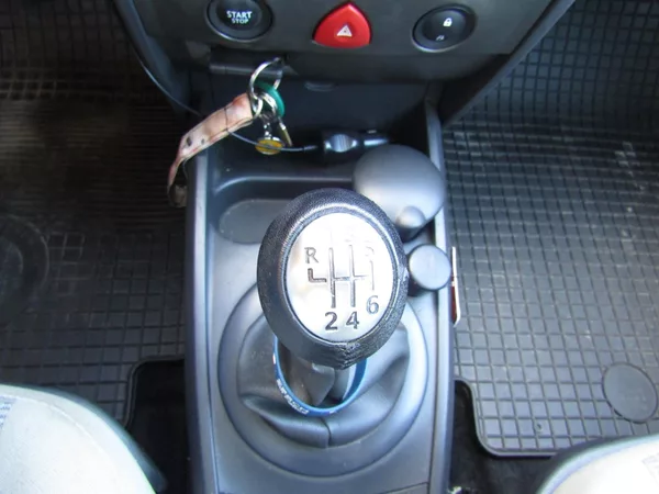 Renault Mégane 1.5 DCi 78kW CZ PŮVOD - foto 32