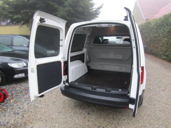 Volkswagen Caddy MAXI 2.0 TDI 75kW NOVÁ SPOJKA - foto 22