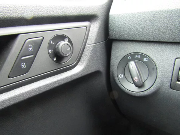 Volkswagen Caddy MAXI 2.0 TDI 75kW NOVÁ SPOJKA - foto 28