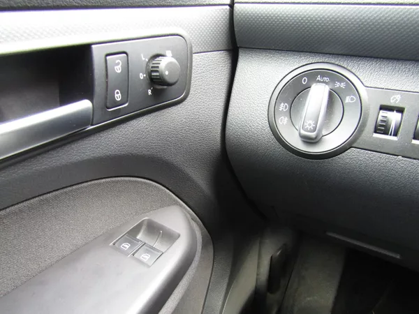 Volkswagen Caddy MAXI DSG 7MÍST - foto 28