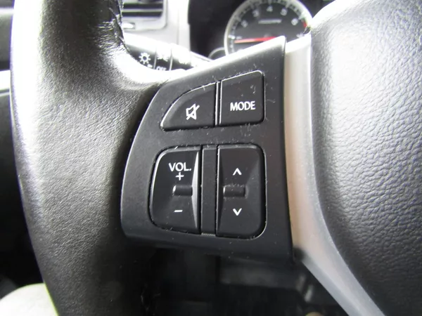 Suzuki Swift 1.3 16V 69kW 4X4 - foto 30