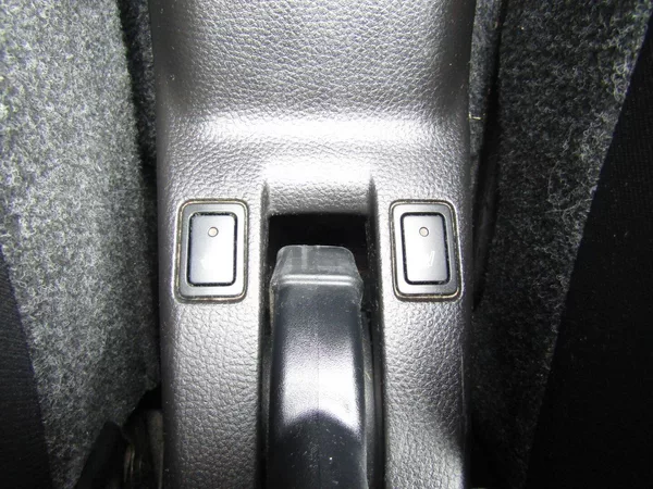 Suzuki Swift 1.3 16V 69kW 4X4 - foto 35