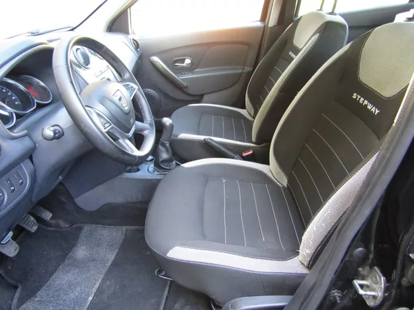 Dacia Sandero STEPWAY 0.9 TCe 66kW - foto 19