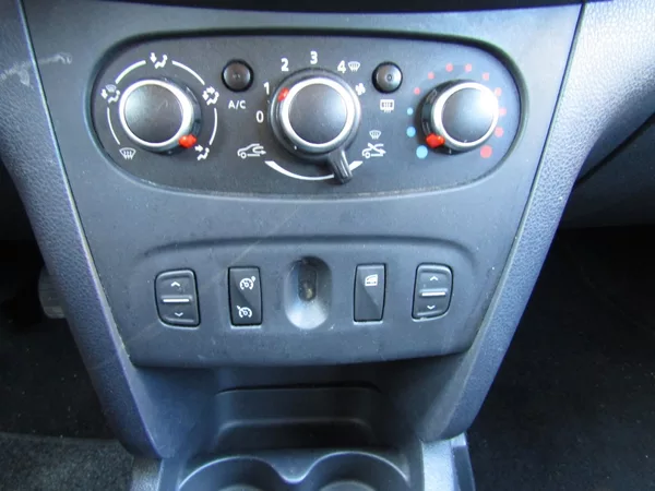 Dacia Sandero STEPWAY 0.9 TCe 66kW - foto 31