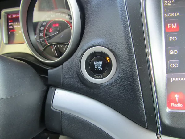 Fiat Freemont 2.0 JTD 100kW 7 MÍST - foto 34