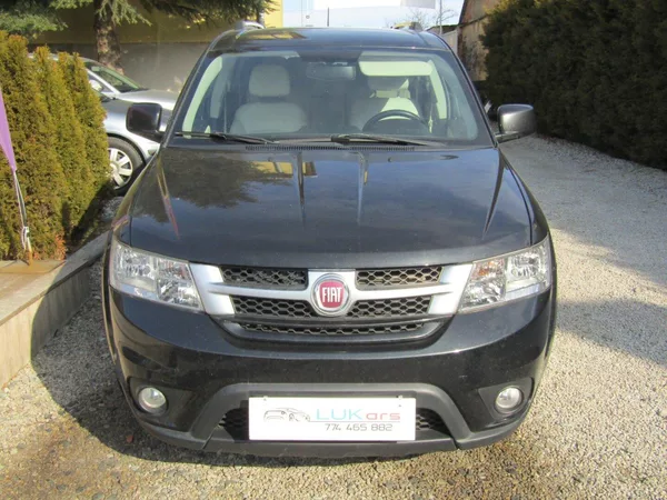 Fiat Freemont 2.0 JTD 100kW 7 MÍST - foto 6