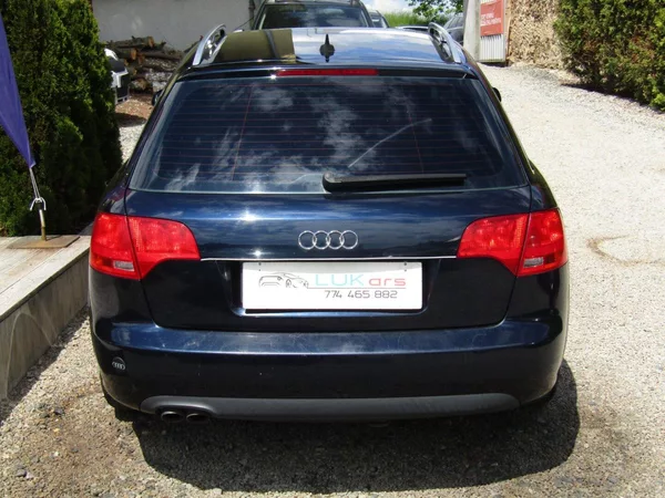 Audi A4 Avant 2.0 TDI 103kW AUTOMAT - foto 10