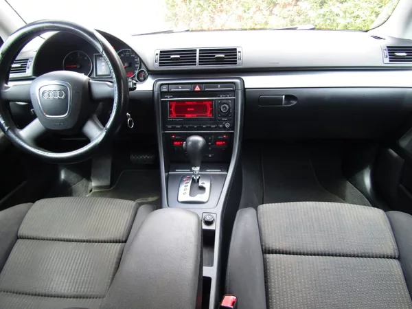 Audi A4 Avant 2.0 TDI 103kW AUTOMAT - foto 13