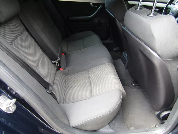 Audi A4 Avant 2.0 TDI 103kW AUTOMAT - foto 23