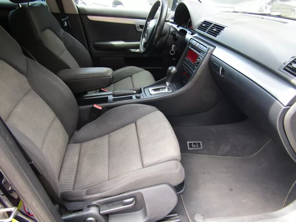 Audi A4 Avant 2.0 TDI 103kW AUTOMAT - foto 25