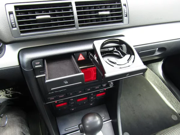 Audi A4 Avant 2.0 TDI 103kW AUTOMAT - foto 32