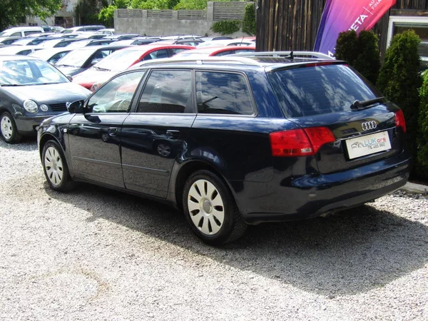 Audi A4 Avant 2.0 TDI 103kW AUTOMAT - foto 4