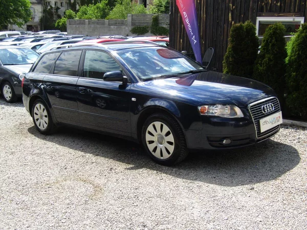 Audi A4 Avant 2.0 TDI 103kW AUTOMAT - foto 6