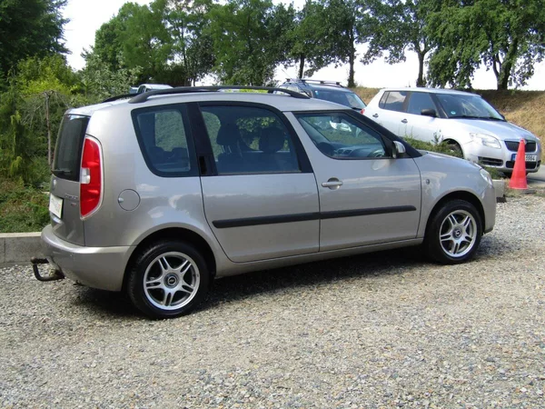 Škoda Roomster 1.9 TDI 77kW BEZ DPF - foto 11