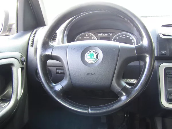 Škoda Roomster 1.9 TDI 77kW BEZ DPF - foto 16