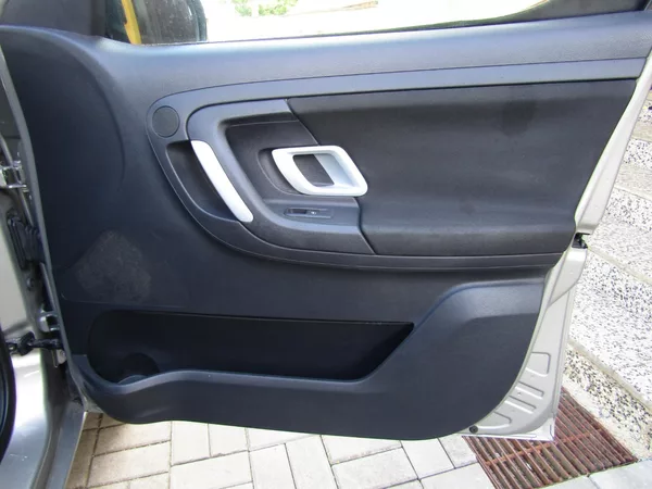 Škoda Roomster 1.9 TDI 77kW BEZ DPF - foto 25