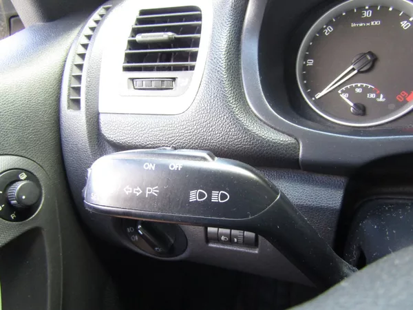 Škoda Roomster 1.9 TDI 77kW BEZ DPF - foto 30