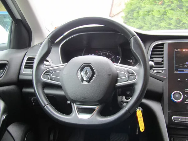 Renault Mégane 1.3 TCe AUTOMAT - foto 17