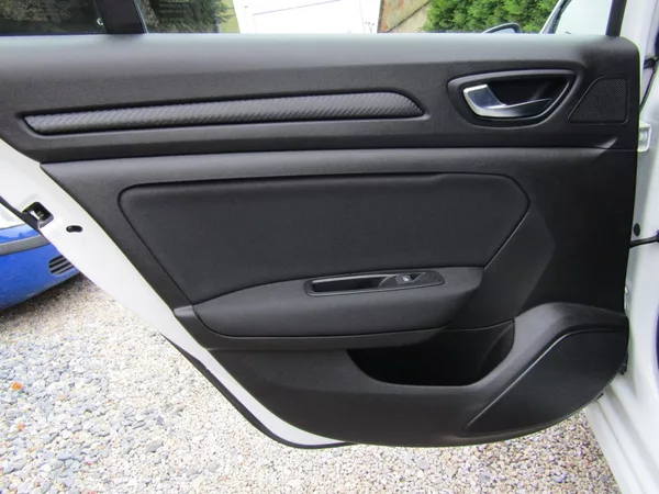 Renault Mégane 1.3 TCe AUTOMAT - foto 22