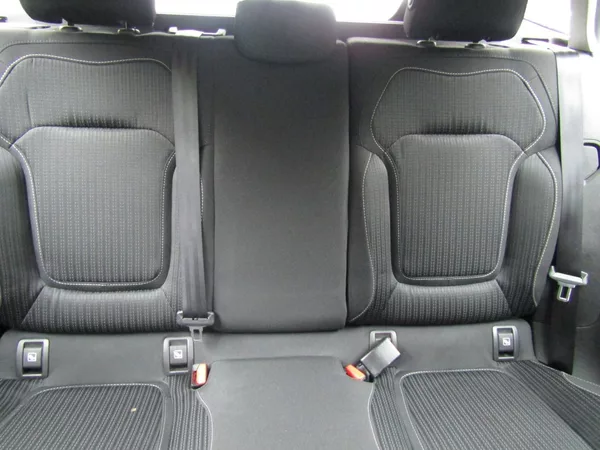 Renault Mégane 1.3 TCe AUTOMAT - foto 32