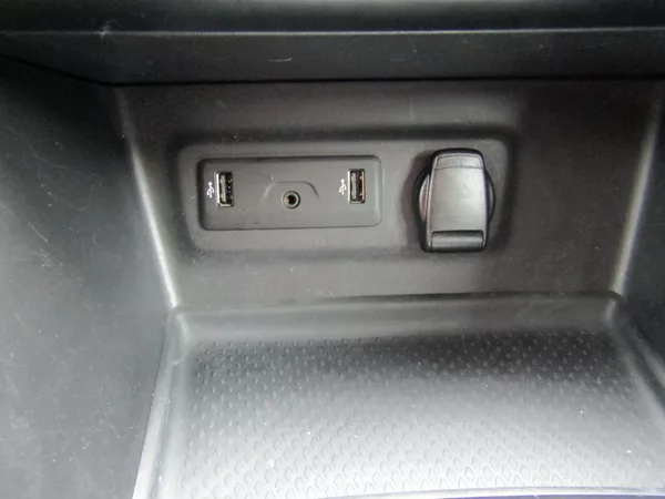 Renault Mégane 1.3 TCe AUTOMAT - foto 37