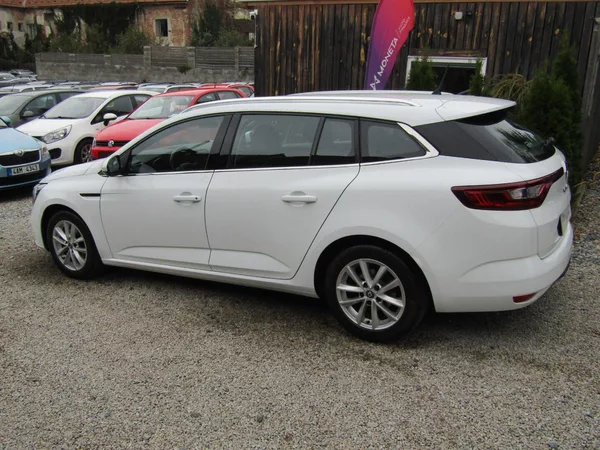 Renault Mégane 1.3 TCe AUTOMAT - foto 4