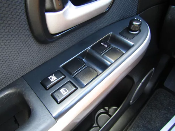 Suzuki Grand Vitara 1.9 DDiS 95kW BEZ KOROZE - foto 30