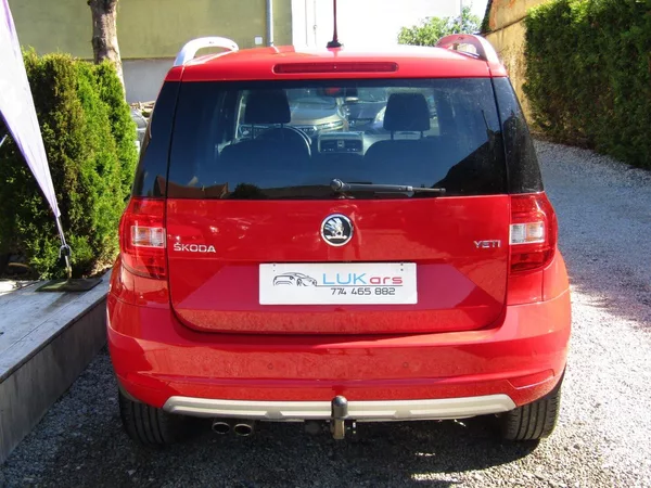 Škoda Yeti 1.4 TSI 90kW TOP QUALITY - foto 12