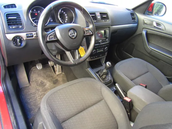 Škoda Yeti 1.4 TSI 90kW TOP QUALITY - foto 13