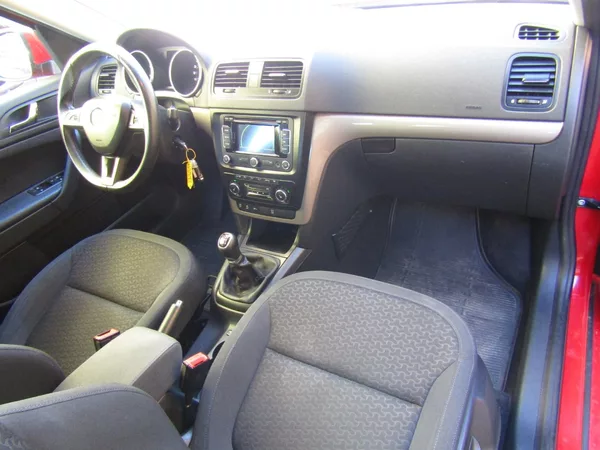Škoda Yeti 1.4 TSI 90kW TOP QUALITY - foto 14