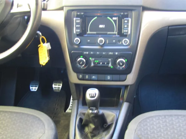 Škoda Yeti 1.4 TSI 90kW TOP QUALITY - foto 17