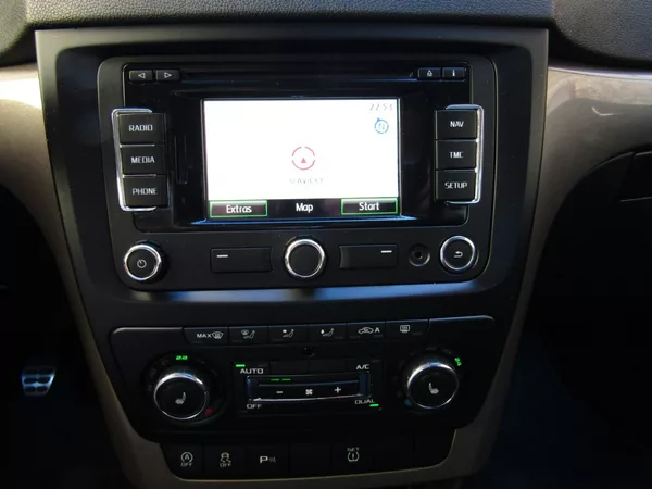 Škoda Yeti 1.4 TSI 90kW TOP QUALITY - foto 31