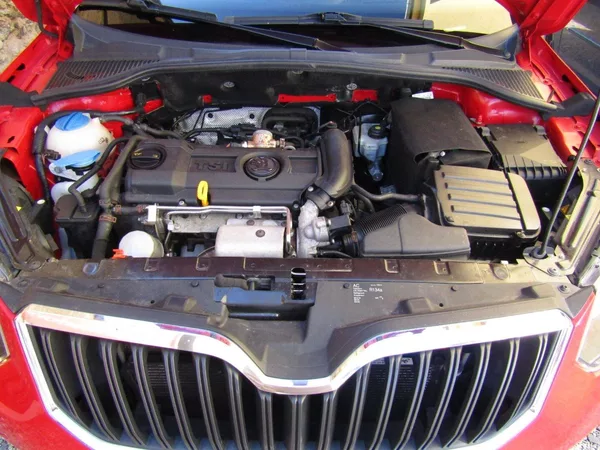 Škoda Yeti 1.4 TSI 90kW TOP QUALITY - foto 36