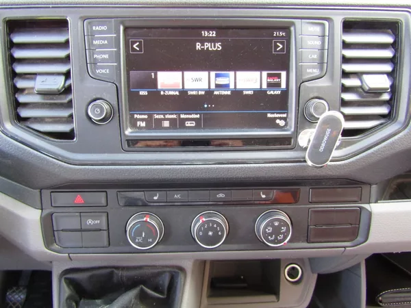 Volkswagen Crafter 2.0 TDI 130kW ACC 6 MÍST - foto 12