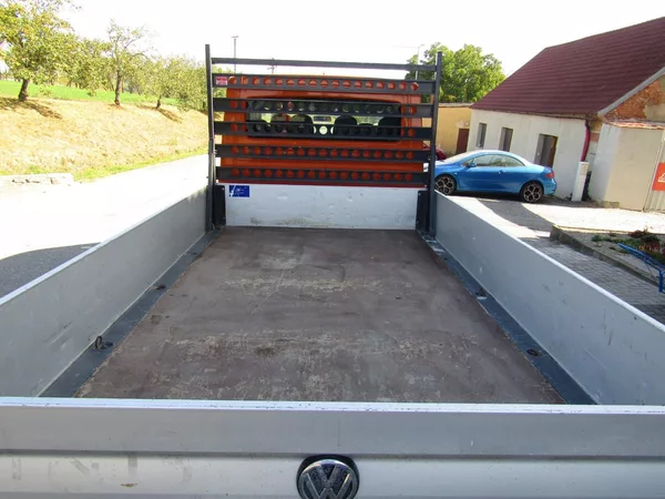 Volkswagen Crafter 2.0 TDI 130kW ACC 6 MÍST - foto 4