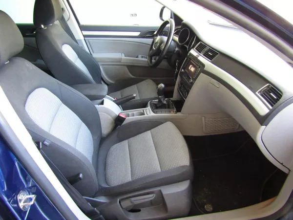 Škoda Superb 2.0 TDI CR 103kW - foto 29