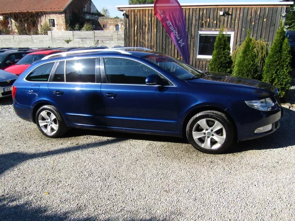Škoda Superb 2.0 TDI CR 103kW - foto 8