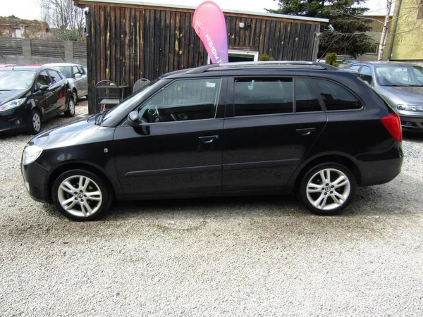 Škoda Fabia 1.4 16V 63kW SPORT - foto 3