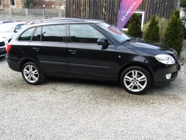Škoda Fabia 1.4 16V 63kW SPORT - foto 8