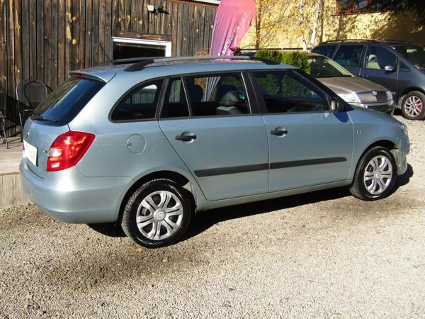 Škoda Fabia 1.2 12v 44kW ZIMNÍ PNEU - foto 10