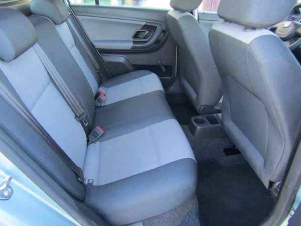 Škoda Fabia 1.2 12v 44kW ZIMNÍ PNEU - foto 25