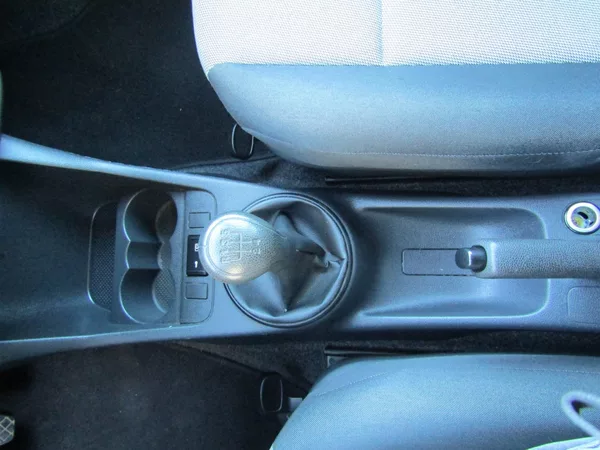Škoda Fabia 1.2 12v 44kW ZIMNÍ PNEU - foto 32