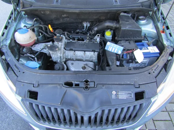 Škoda Fabia 1.2 12v 44kW ZIMNÍ PNEU - foto 33