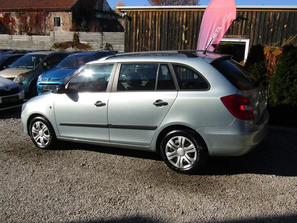 Škoda Fabia 1.2 12v 44kW ZIMNÍ PNEU - foto 4