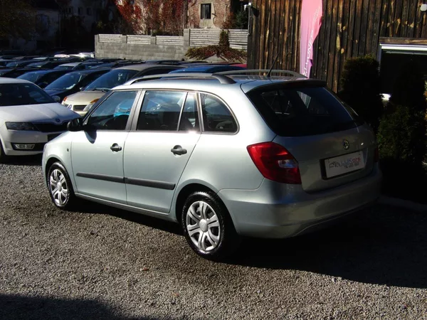 Škoda Fabia 1.2 12v 44kW ZIMNÍ PNEU - foto 5