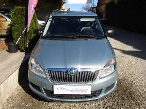 Škoda Fabia 1.2 12v 44kW ZIMNÍ PNEU - foto 6