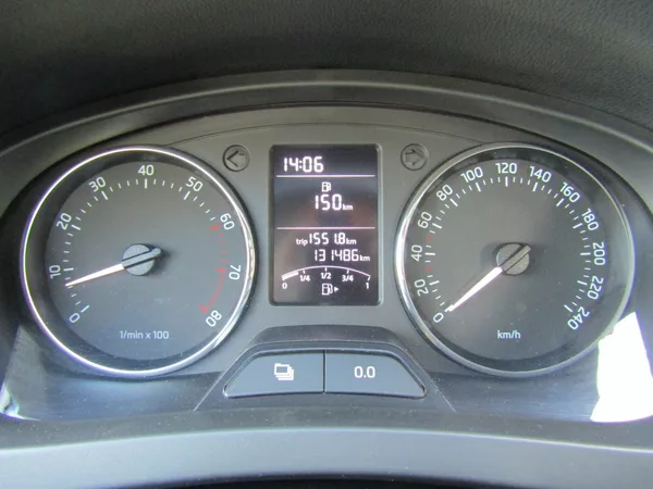 Škoda Rapid 1.2 TSI 77kW TOP QUALITY - foto 29
