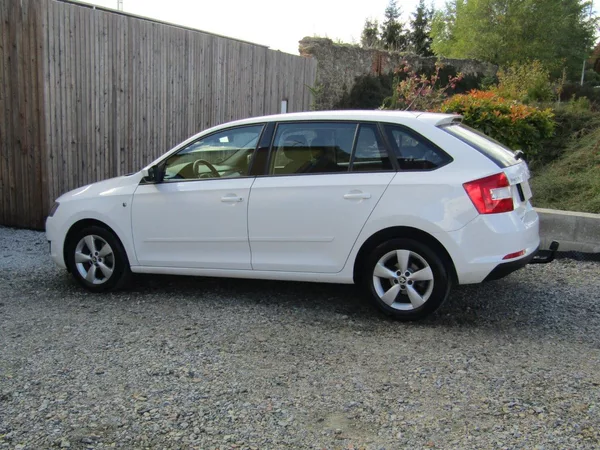 Škoda Rapid 1.2 TSI 77kW TOP QUALITY - foto 4