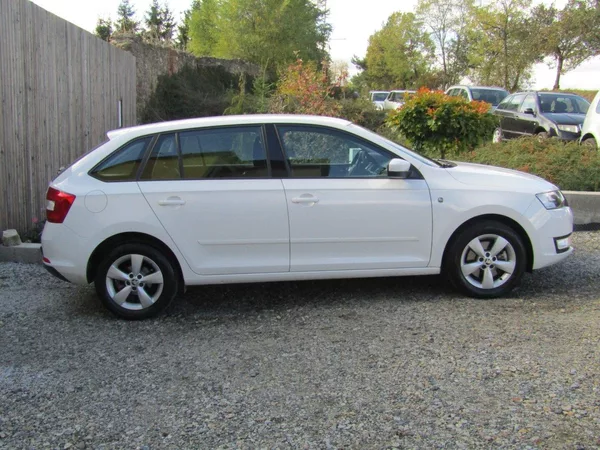 Škoda Rapid 1.2 TSI 77kW TOP QUALITY - foto 9
